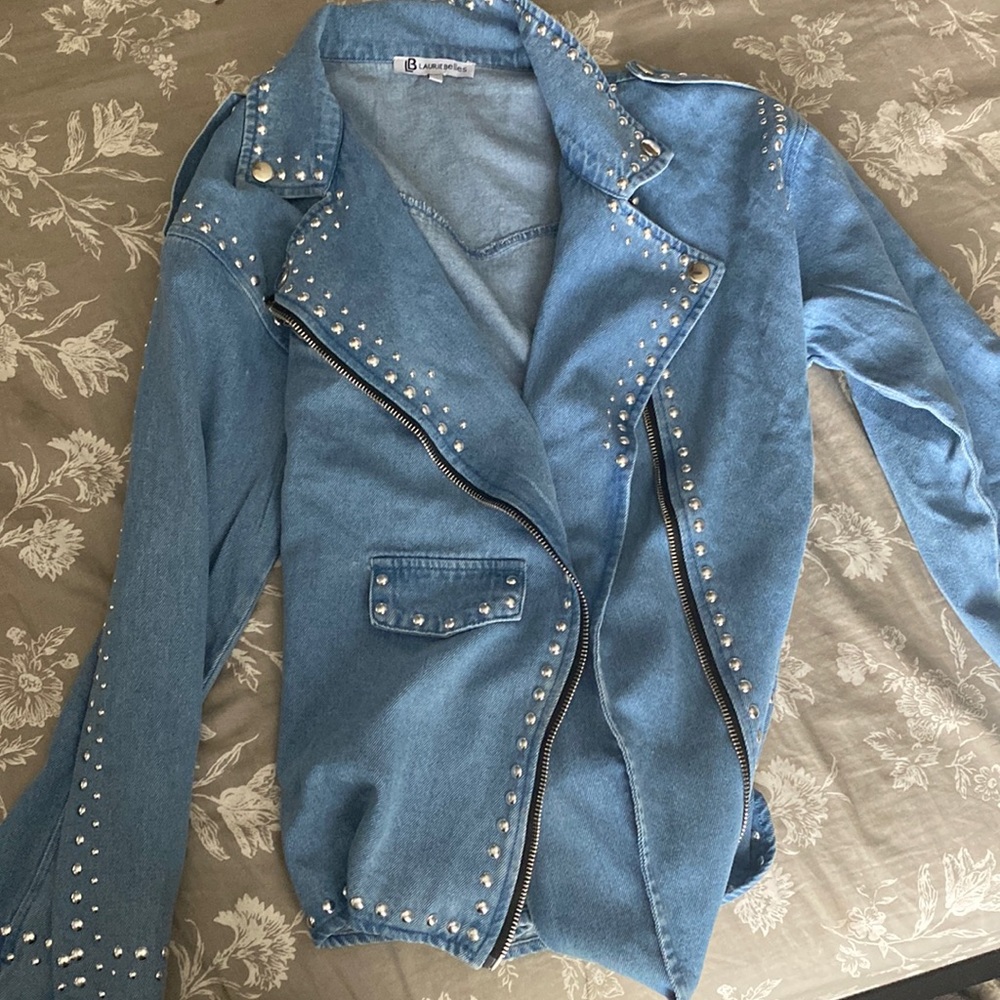 Brand new jean motto jacket with studs! Never worn! Bought from lauriebelles!